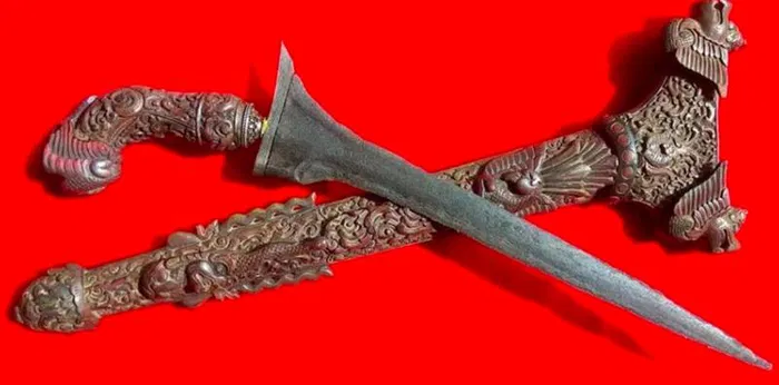 Asal Usul Keris Bali
